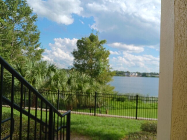 Foto del edificio - 1408 Lake Shadow Cir