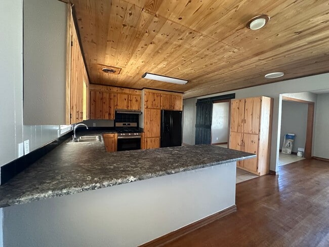 Building Photo - **COMING SOON ON JULY 1ST, 2026** Introducing a charming 3-bedroom, 2.5-bathroom home located in ...