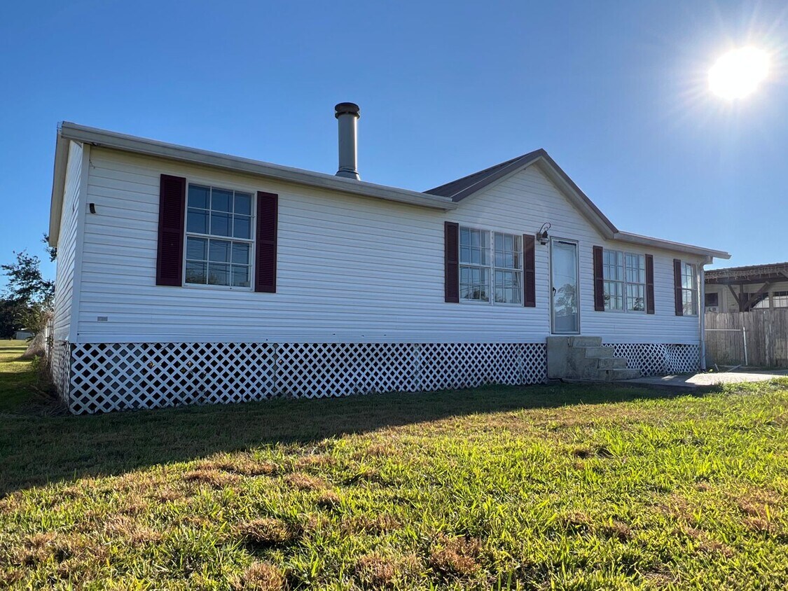 179 Blakefield Dr, Schriever, LA 70395 House Rental in Schriever, LA