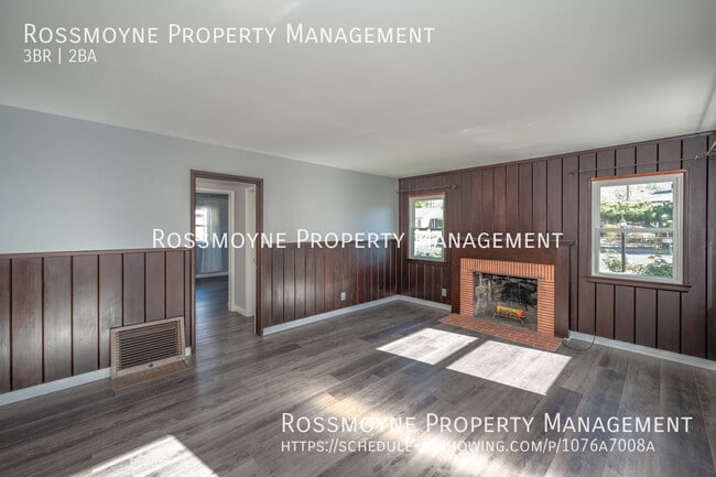 Building Photo - 10931 McVine Ave