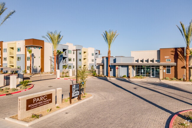 Building Photo - Parc Roundtree Ranch