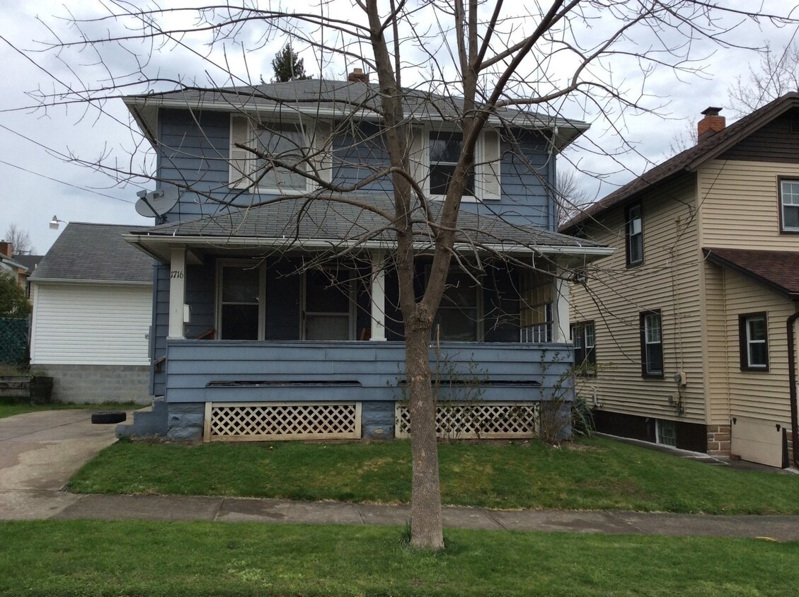Primary Photo - West side 2 bedroom home