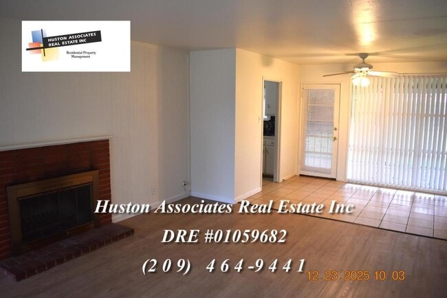 Building Photo - 1714 Del Rio Dr