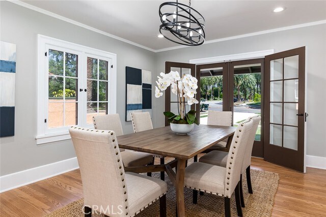 Foto del edificio - 977 N Hill Ave