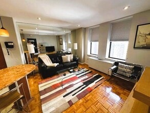 Building Photo - 150 W 51st St