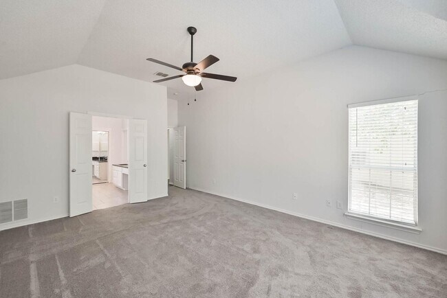 Building Photo - 7405 Mesa Verde - Fort Worth