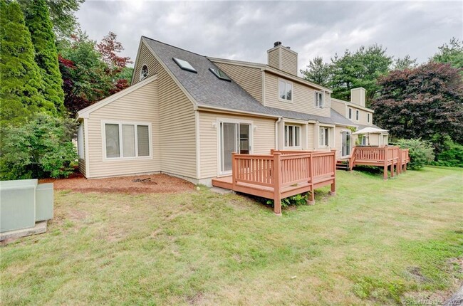 Foto del edificio - 138 Courtyard Ln