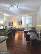 Building Photo - 155 Potomac Passage