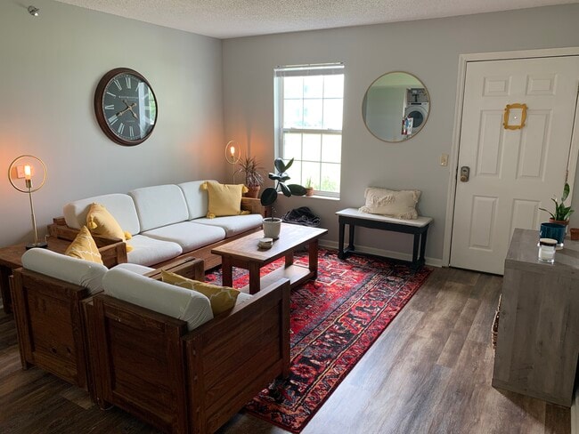 Living Room - 15 S Shafer St