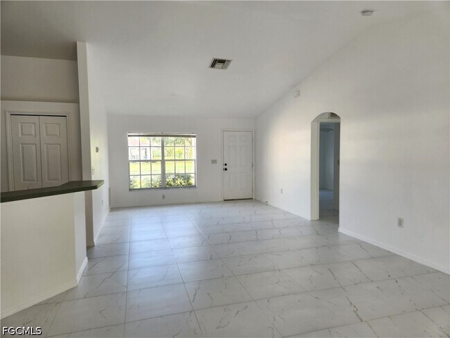 Foto del edificio - 14980 Coopers Hawk Way