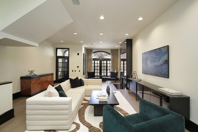 Living Room - 65 E Bellevue Plz