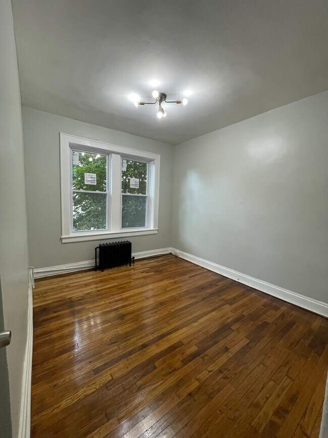 103 4th Avenue Apt 103 - 104 4th Ave