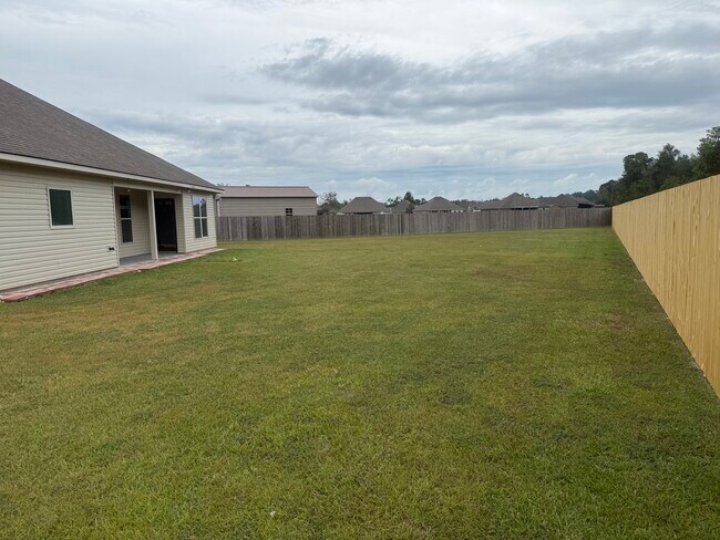 Foto del edificio - 20231 Clemson Wy