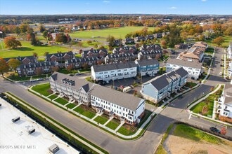 Building Photo - 4 Barton Ave