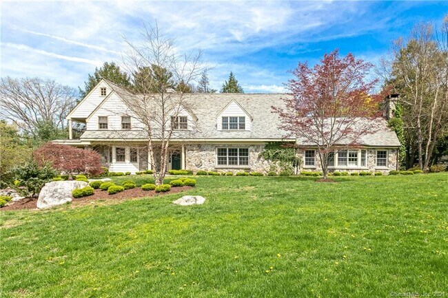 Building Photo - 9 Brookside Dr