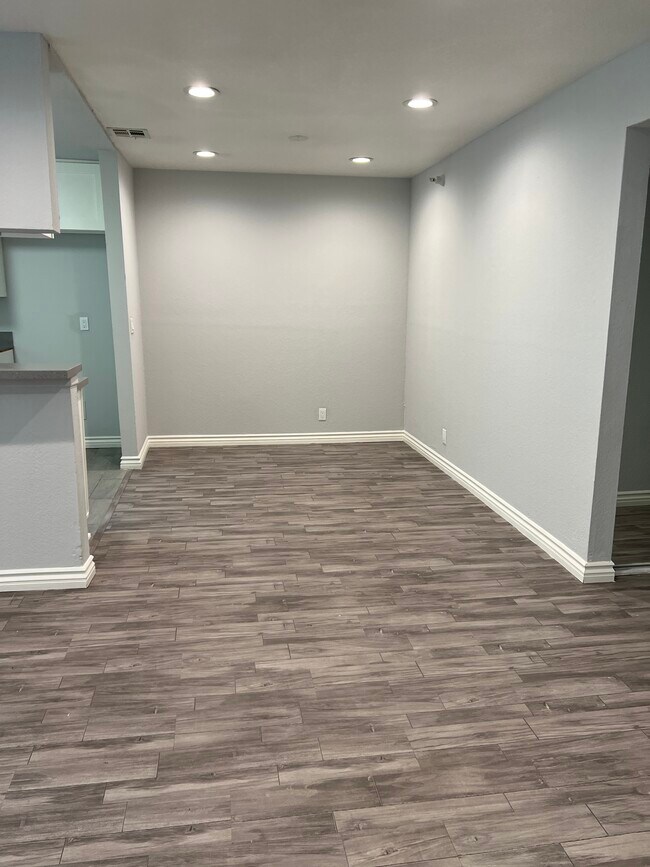 Foto del edificio - 319 Concord St