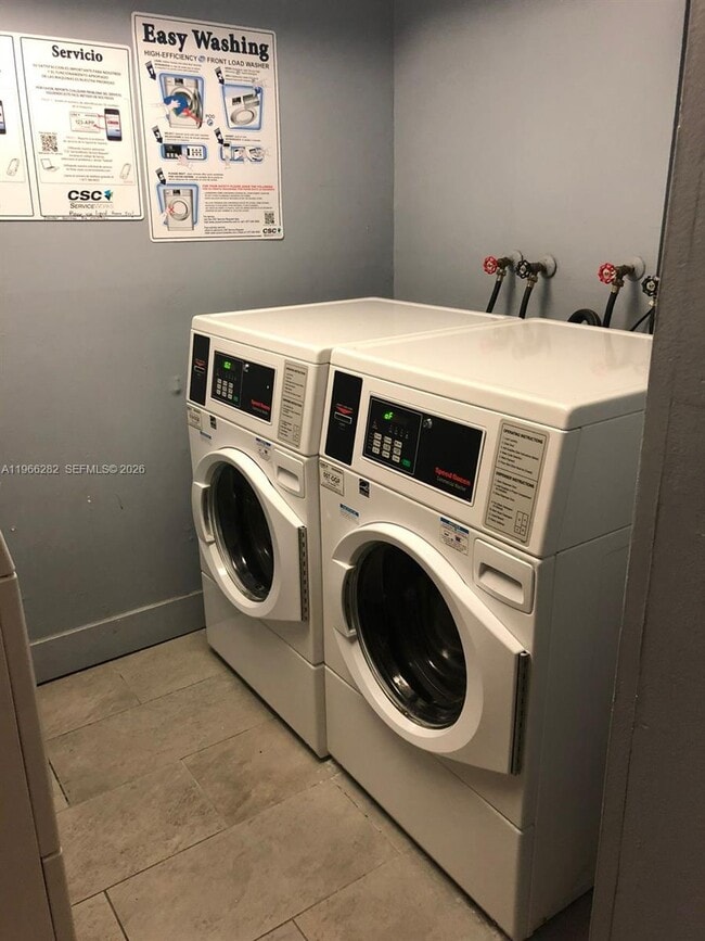 Foto del edificio - 492 NW 165th St