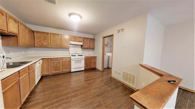 Foto del edificio - 1945 W 86th Ln