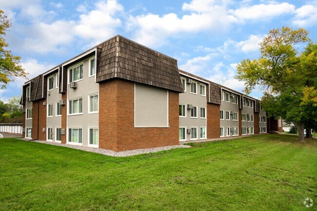 Building Photo - Pike Lake Apartments