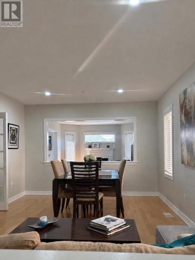 Building Photo - 910 Knotty Pine Grove