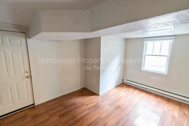 Foto del edificio - 1108 W 12th Ave