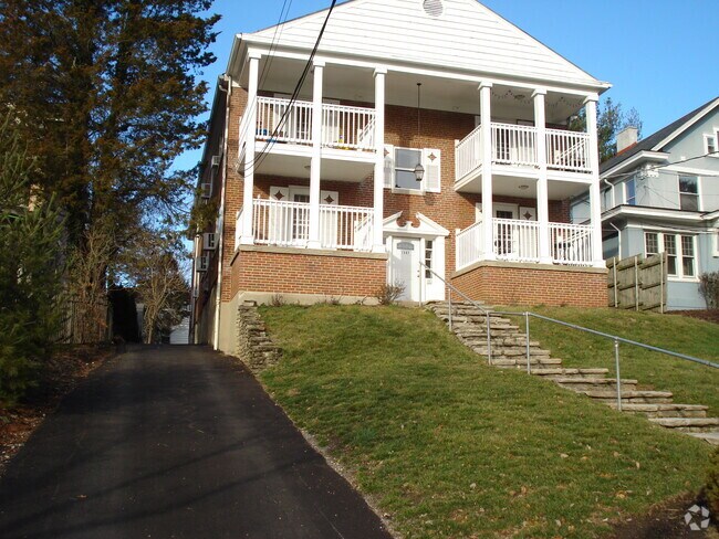 Building Photo - 1307 Delta Ave