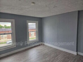 Building Photo - 626 Pritz Ave