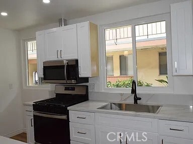 Building Photo - 1148 W Civic Center Dr