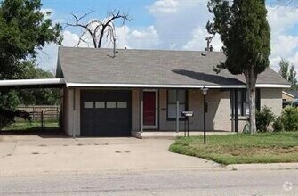 Building Photo - 1105 S Avondale St