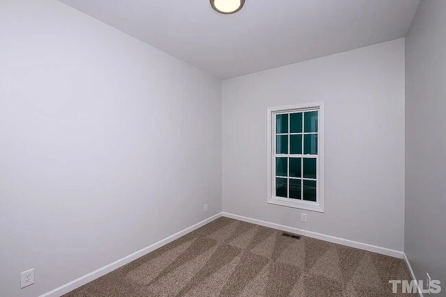 Foto del edificio - 2612 Holloway St