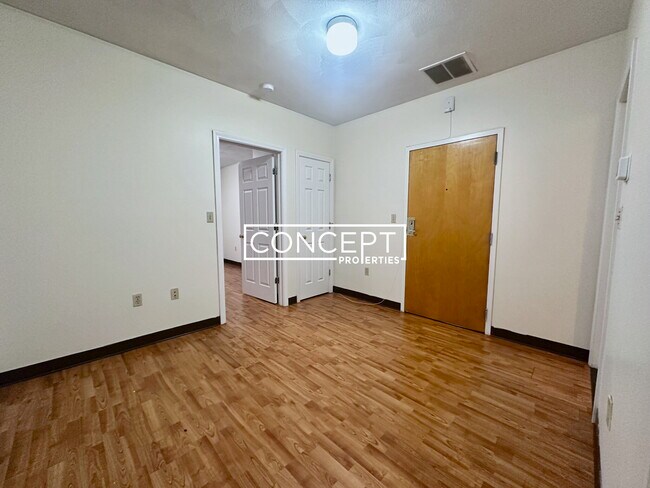 Building Photo - 81 Essex St