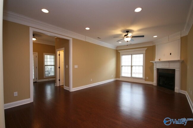 Foto del edificio - 231 Grove Village Way