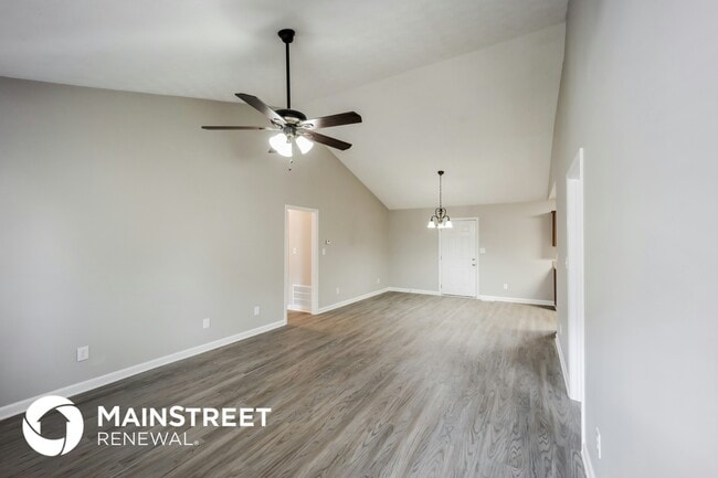 Building Photo - 334 Barr Cir