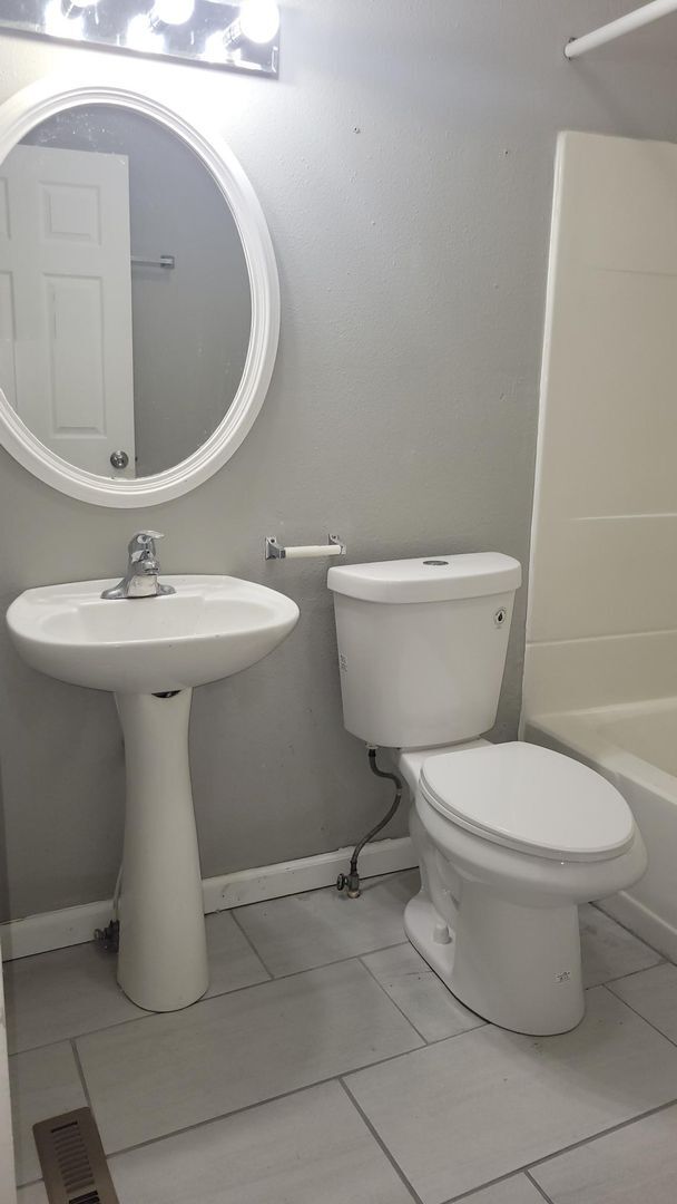Foto del edificio - Nice 3 Bedroom, 1 Bath