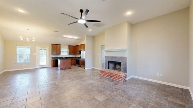 Building Photo - 2301 White Wing
