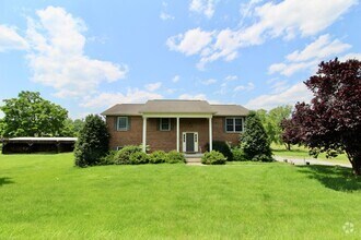 Building Photo - 9121 Cherry Grove Rd