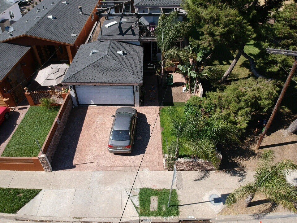 Foto principal - 4641 W 162nd St