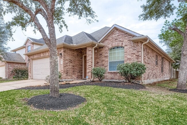 Foto del edificio - 6406 Applewood Forest Dr