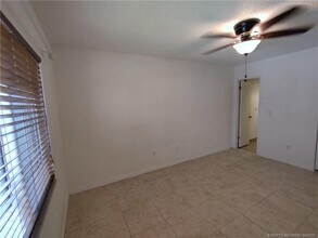 Building Photo - 950 S Kanner Hwy