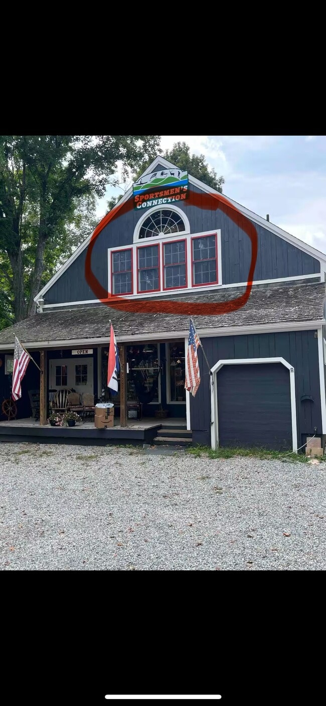 Foto del edificio - 15 S Main St