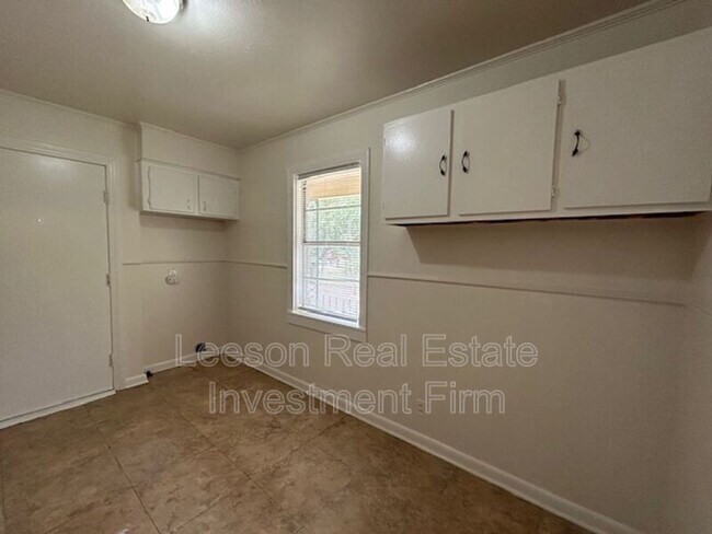 Foto del edificio - 3445 Hardy St