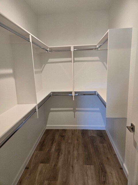 Foto del edificio - 6243 E 28th St