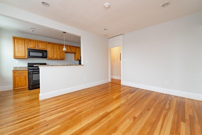Foto del edificio - 286 Chestnut Hill Ave