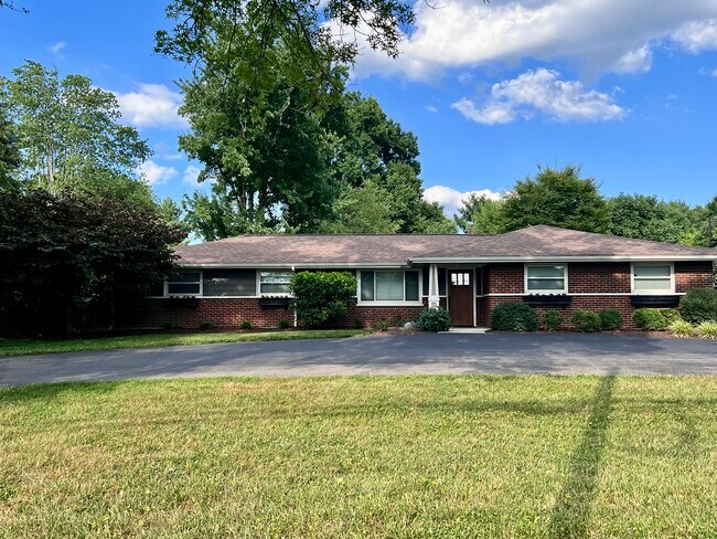 Building Photo - 4186 Mt Carmel Tobasco Rd