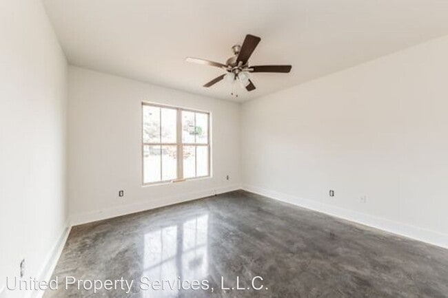Building Photo - 2 br, 2 bath House - 110 Oak Plains Alley