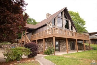Building Photo - 418 Riverton Dr