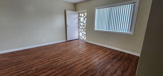Foto del edificio - 210 E 29th St