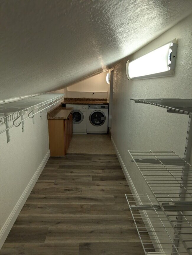 Foto del edificio - A very nice Studio in a nice neighborhood in South San Jose