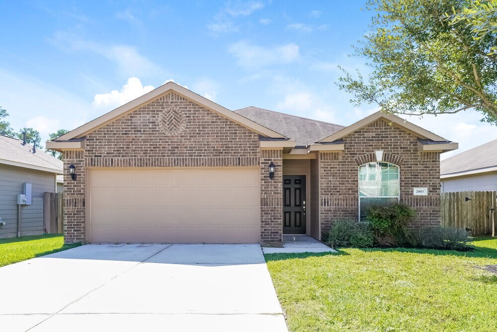Foto principal - 2003 Lost Pine Ct
