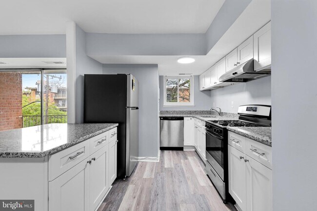 Foto del edificio - 3712 N Rosser St
